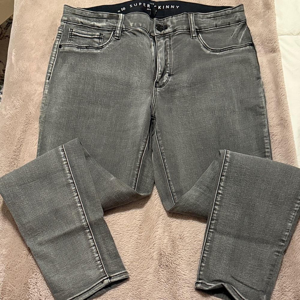 White House Black Market Charcoal Skinny Jeans